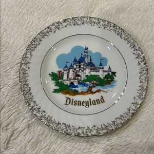 Walt Disney Disneyland Souvenir Plate Wall Hanging